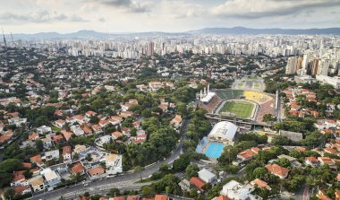 Sao Paulo, Pacaembu ve mahallede Stadyumu.