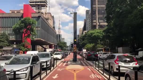 Tráfego Automóveis Hora Ponta Avenida Paulista Cidade São Paulo — Vídeo de Stock