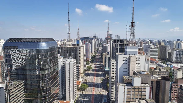 Avenida Paulista (Paulista avenue), Sao Paulo city, Brazil — Stock Photo, Image