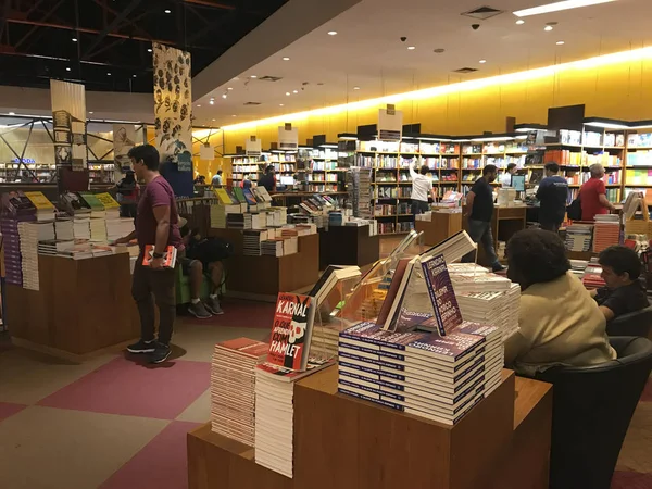 Livraria Cultura, tradycyjna Księgarnie w Sao Paulo. — Zdjęcie stockowe