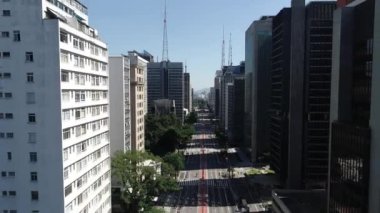 Brezilya 'nın Sao Paulo şehrindeki Avenida Paulista (Paulista Bulvarı) hava manzarası.
