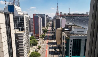 Brezilya 'nın Sao Paulo şehrindeki Avenida Paulista (Paulista Bulvarı) hava manzarası
