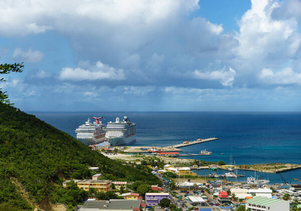 PHILIPSBURG, SINT MAARTEN. View of the port with cruise ships from the bird's flightz