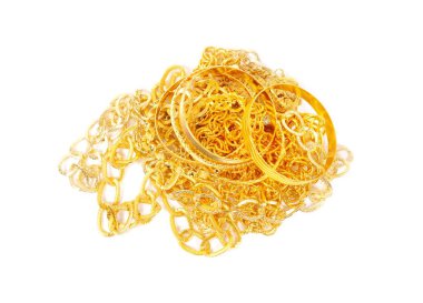 Altın zincir ve bilezik yığını