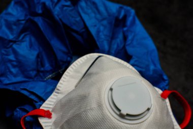 Doktor için tıbbi koruma ekipmanı