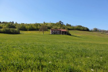 kırsal antik Piedmontese çiftlik evi