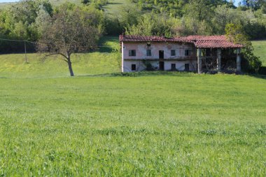 kırsal antik Piedmontese çiftlik evi