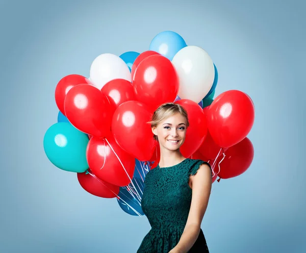 Lycklig Kvinna Med Ballonger Holiday Bakgrund — Stockfoto
