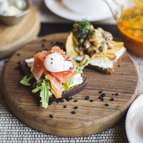 Cucina Tradizionale Danese Sandwich Smorrebrod Nel Ristorante — Foto Stock