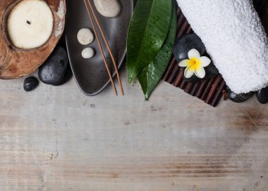 Spa tropikal nesneleri sağlık sağlıklı tedavi ahşap arka plan hazır.
