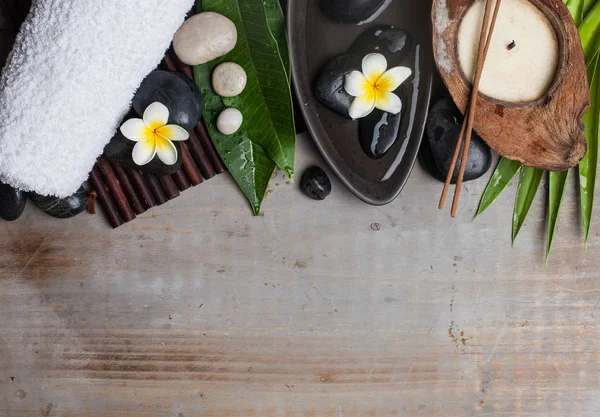 Spa Set Met Tropische Objecten Voor Gezonde Therapie Houten Achtergrond — Stockfoto