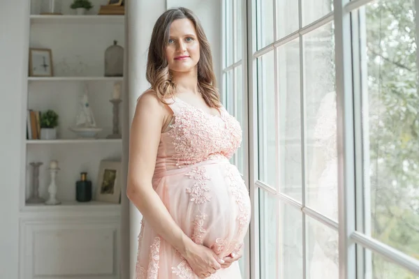 Mujer Embarazada Casa Concepto Embarazo Maternidad Preparación Expectativa —  Fotos de Stock