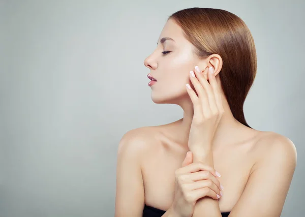 Prachtige Vrouwelijke Profiel Spa Vrouw Met Gezonde Huid Franse Verzorgde — Stockfoto