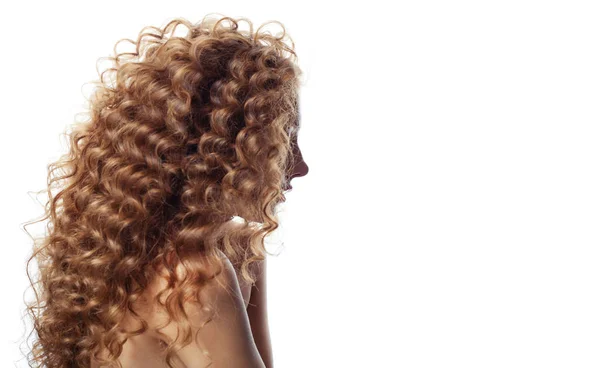 Mooie Vrouw Met Lang Blond Golvend Haar Geïsoleerd Wit — Stockfoto