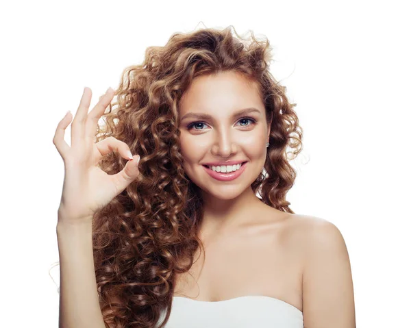 Mujer Sonriente Mostrando Signo Aislado Sobre Fondo Blanco Mano Niña — Foto de Stock