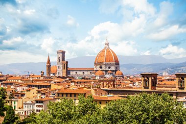 Floransa Floransa Duomo ve kırmızı çatılar ile cityscape manzarası. Firenze tarihi yerler, İtalya