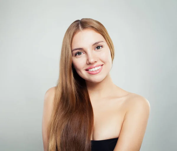 Přírodní Krásy Portrét Mladé Ženské Tváře Model Zdravé Vlasy Kůže — Stock fotografie