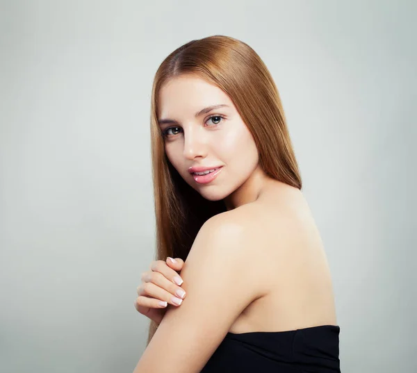 Young Woman Perfect Brown Hair Clear Skin White Background Portrait — Stock Photo, Image