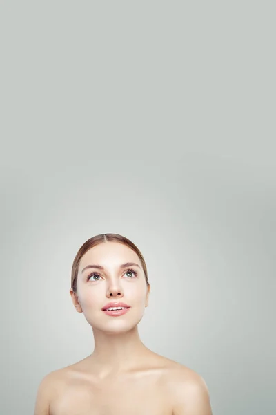 Perfect Girl Looking Background Copy Space Woman Face Close Perfect — Stock Photo, Image