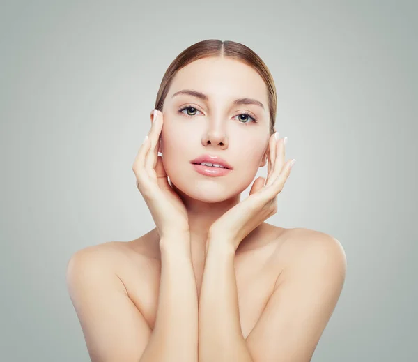 Schöne Frau Mit Junger Gesunder Haut Gesichtsbehandlung Facelifting Aging Konzept — Stockfoto