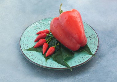 Otantik organik gıda. Biber İtalyan delishes