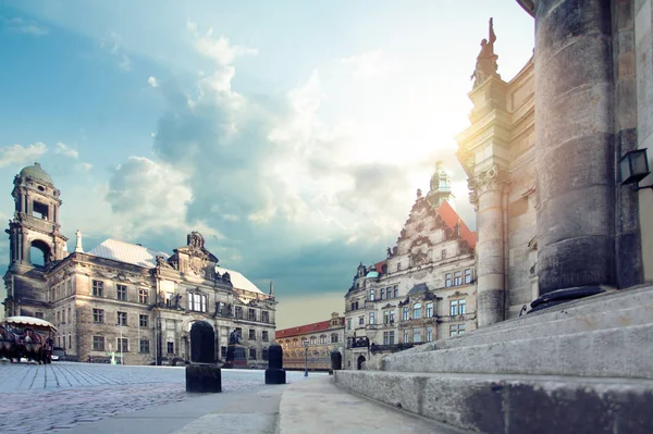 Drezden manzarası. Sokakları ve meydanları Dresden mimari güzelliği — Stok fotoğraf