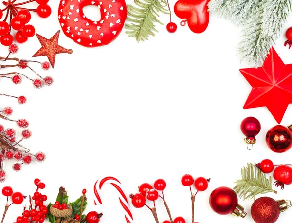 Natale e Capodanno composizione vacanze. Bacche di agrifoglio rosso — Foto Stock