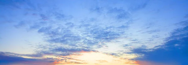 云空背景 美丽的日落风景 — 图库照片