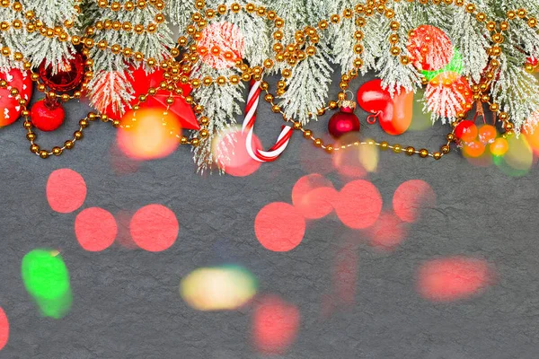 クリスマスの装飾黒のカラフルなボケライト — ストック写真