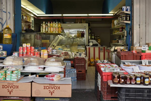 Athens Griekenland Augustus 2018 Kleine Supermarkt Verkopen Traditionele Griekse Producten — Stockfoto