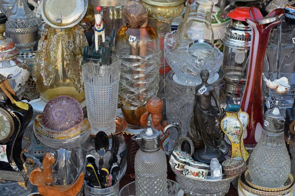 Αθήνα Ελλάδα Οκτωβρίου 2018 Vintage Διακοσμητικά Αντικείμενα Προς Πώληση Στο — Φωτογραφία Αρχείου
