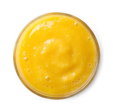 Şeftali yüzlü beyaz arka plan üzerinde izole bir bardak. Üstten görünüm