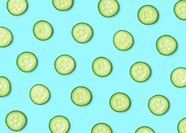 Kleurrijk patroon van komkommer plakjes — Stockfoto
