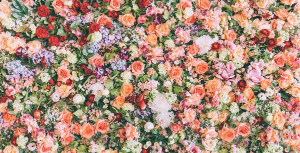 Taze Gül Çiçek Desenli Güzel Çiçek Arkaplanı Klasik Düğün Süsleme — Stok fotoğraf