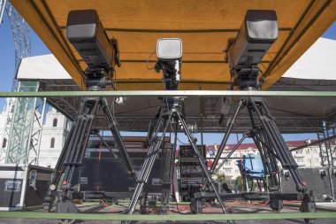 Televizyonda konser hazırlığı