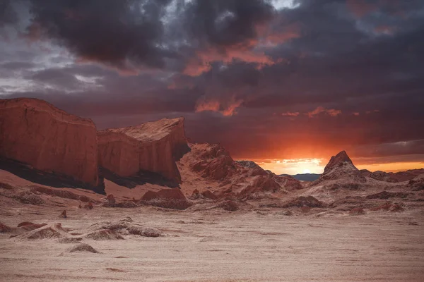 Valle de la Luna (Ay Vadisi) San Pedro de Atacama yakınlarında, Şili