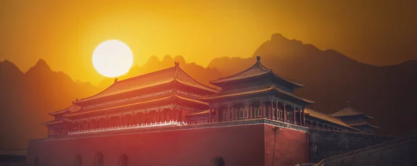 紫禁城是世界上最大的宫殿建筑群 位于中国北京的心脏地带 — 图库照片