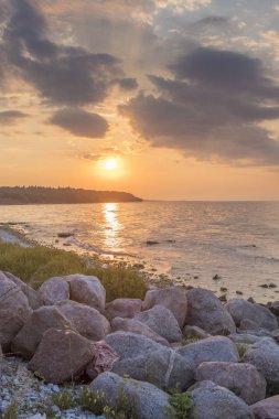 günbatımı denize. Estonya. Europe
