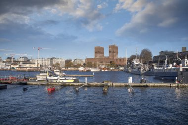 Oslo şehir limanda. Norveç