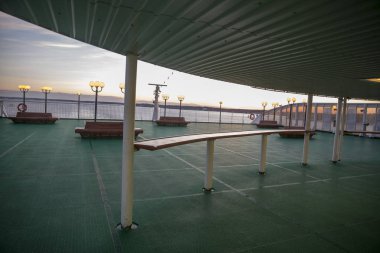 denize yelken feribot deste.