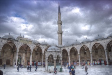 Mavi Cami Istanbul, Türkiye - 14 Şubat 2017: Sultanahmet Camii avlusu.