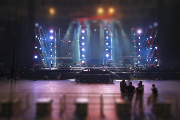 Preparando Palco Para Concerto Livre — Fotografia de Stock