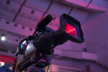 Konserdeki stüdyo kamerası. televizyon çekimi