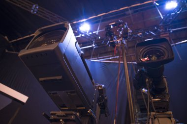 Televizyonda konser hazırlığı