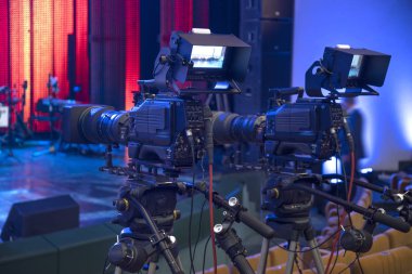 Televizyonda konser hazırlığı