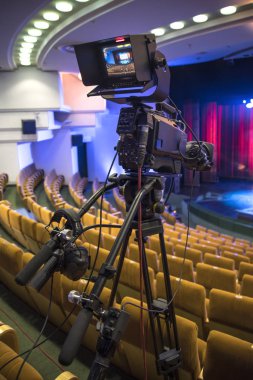 Televizyonda konser hazırlığı