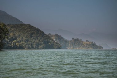 Lake Phewa - Nepal Pokhara ve Sarangkot mountain yakınındaki Pokhara Vadisi'nde bulunan ikinci büyük Gölü