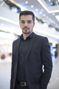 bir sakallı adam. Portre.