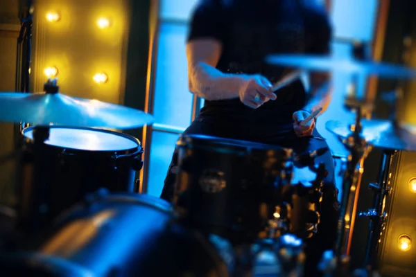 Drums on stage before a concert — Stock Photo, Image