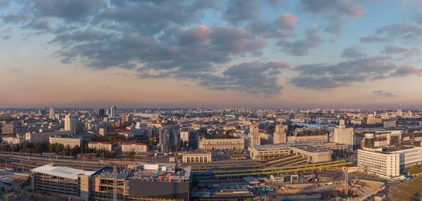 Minské nádraží. Centrum města. — Stock fotografie